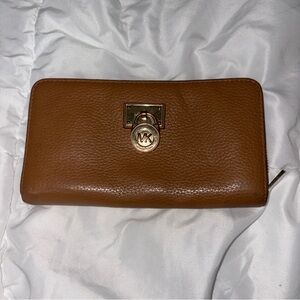 Brown Michael Kors Hamilton Continental Wallet
